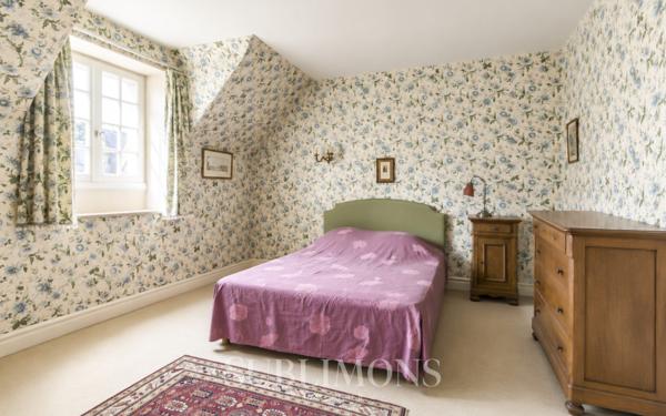 Maison 12 pièces 349 m²