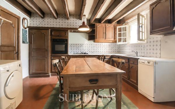 Maison 12 pièces 349 m²