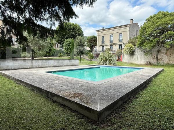 maison/villa 5 pièce(s) 390 m2