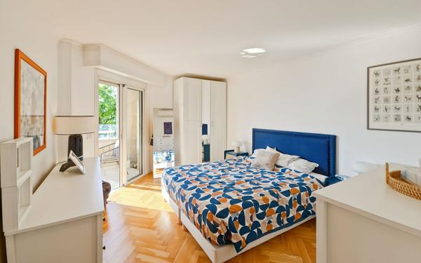 Appartement à vendre    4 pièces • 111,10 m2 Nice