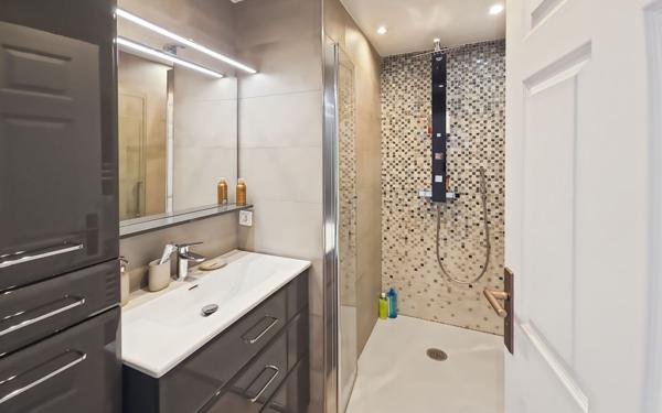 Appartement à vendre    4 pièces • 111,10 m2 Nice