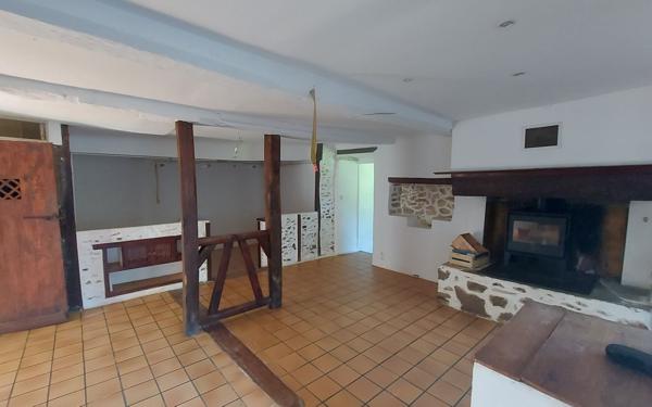 Appartement à vendre    7 pièces • 140,87 m2 Hasparren