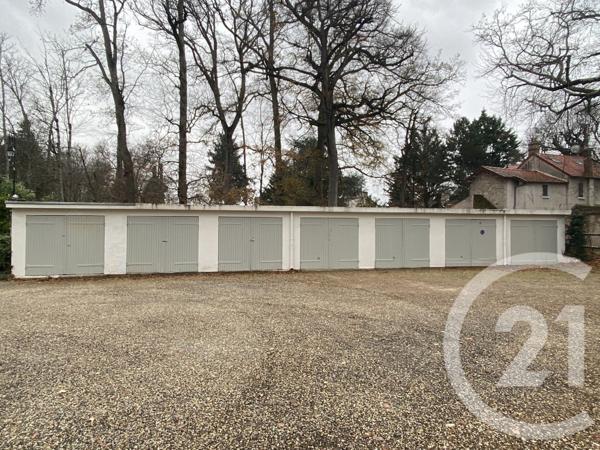 Parking à vendre  18 m2 BARBIZON - 77