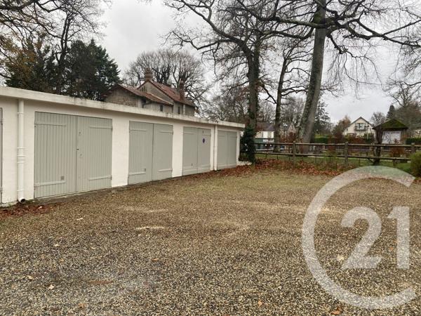 Parking à vendre  18 m2 BARBIZON - 77
