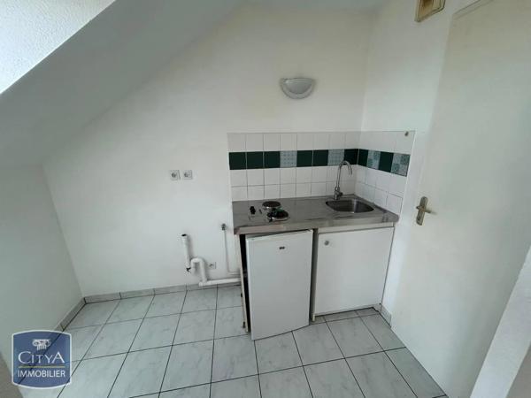 Appartement à louer 2 pièces 53.17m² Villeneuve-sur-Yonne (89500)