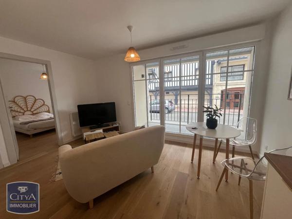 Appartement à louer 2 pièces 35.99m² Deauville (14800)