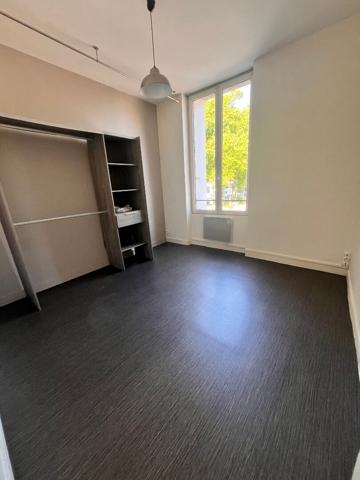 Appartement T3  avec terrasse - proche Notre-Dame