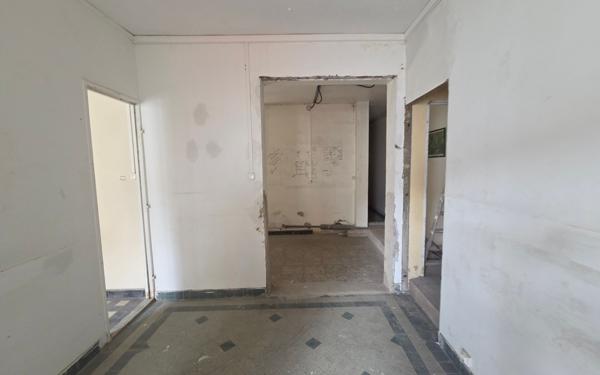 Appartement à vendre    8 pièces • 150 m2 Pointe-à-Pitre