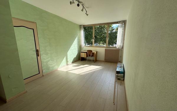 Appartement à louer    2 pièces • 46 m2 Limoges