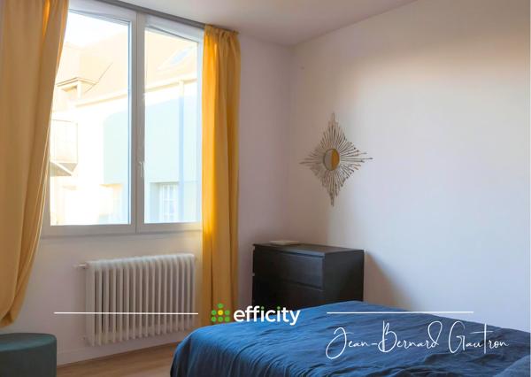 Local Commercial
         32 pièces
        - 1056 m² Exclusivité 546 000 € *