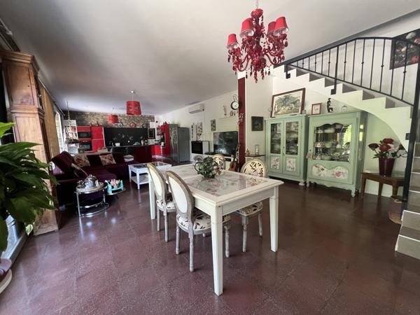 Propriété de charme avec piscine au bord de l’Ardèche, Vals-les-Bains
