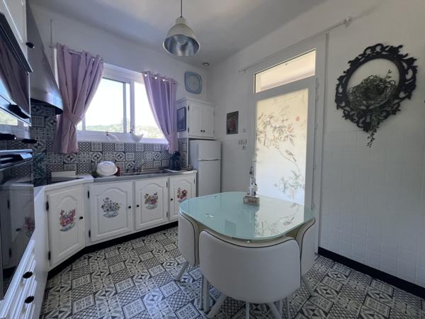 Propriété de charme avec piscine au bord de l’Ardèche, Vals-les-Bains