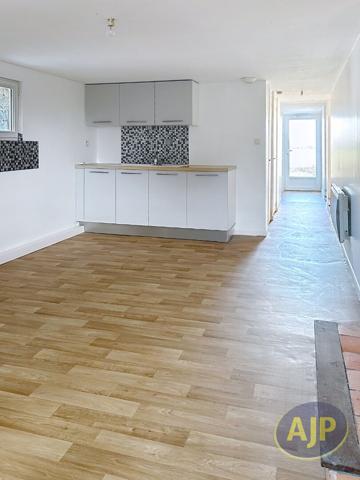Location maison La Chapelle Glain : 600 € - AJP Immobilier Châteaubriant