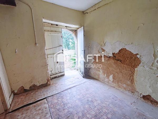 Maison à rénover-10min St Hilaire du H-1200m² jardin