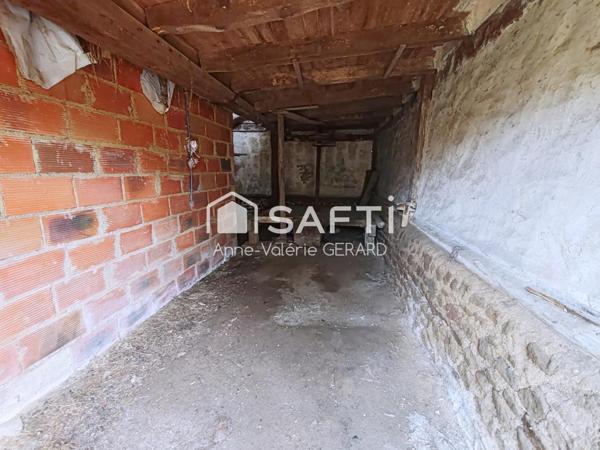 Maison à rénover-10min St Hilaire du H-1200m² jardin