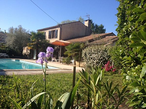 MAISON PLEINE DE CHARME AVEC TERRAIN 890m²