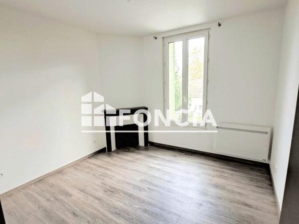 Location Appartement 2 pièces 37.43 m² - 1 RUE DE LA RIVIERE Juziers 78820