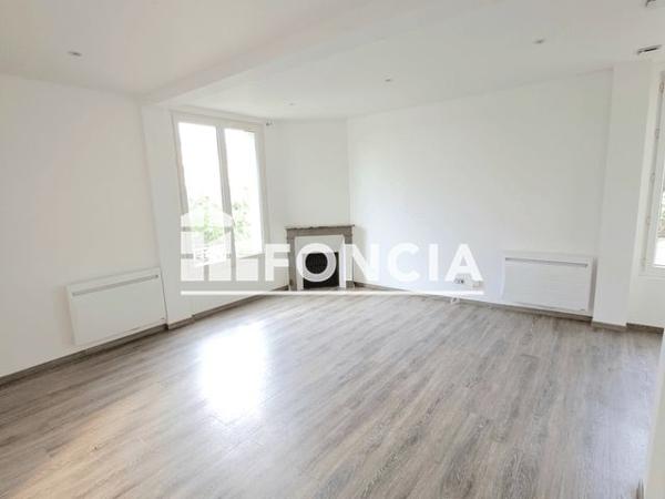 Location Appartement 2 pièces 37.43 m² - 1 RUE DE LA RIVIERE Juziers 78820