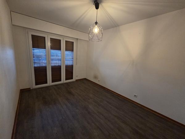 ANNEMASSE - T2 avec balcons proche CEVA