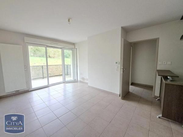 Appartement à louer 2 pièces 38.5m² Bassens (33530)