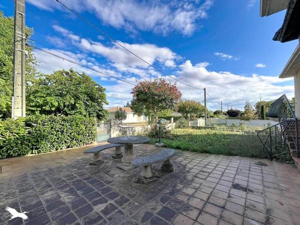 Maison à vendre 139 900 € Mansle 6 p 153 m² DPE F