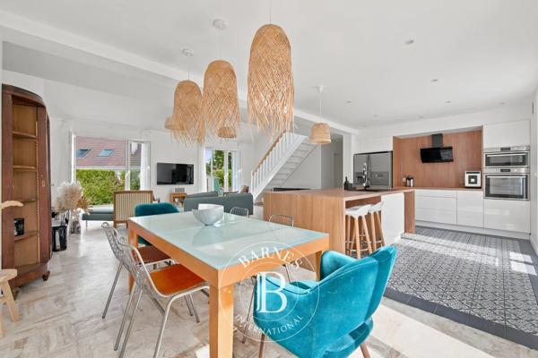Santeny, Maison 6 Chambres -  211 m² à vendre