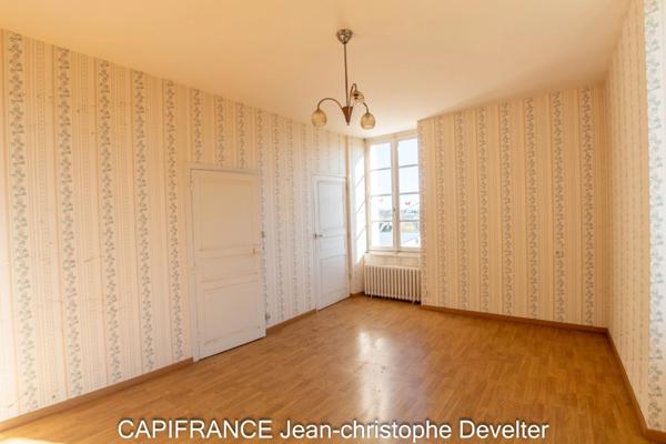 Maison à vendre GORRON (53) maison en pierre 2 chambres sur terrain de 1828 m2