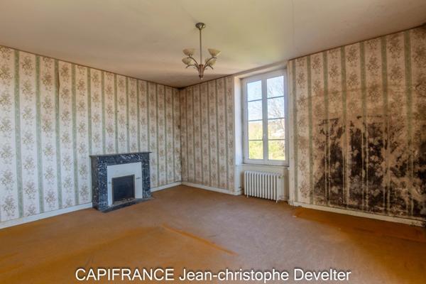 Maison à vendre GORRON (53) maison en pierre 2 chambres sur terrain de 1828 m2