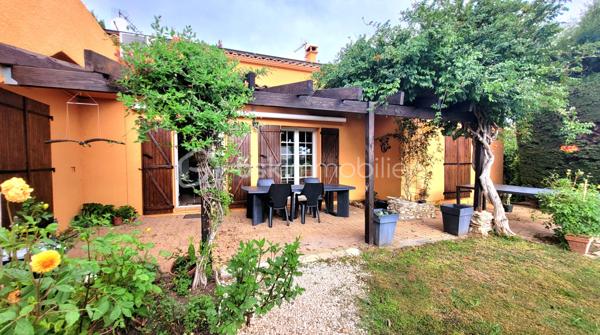 Maison traditionnelle de 262 m²