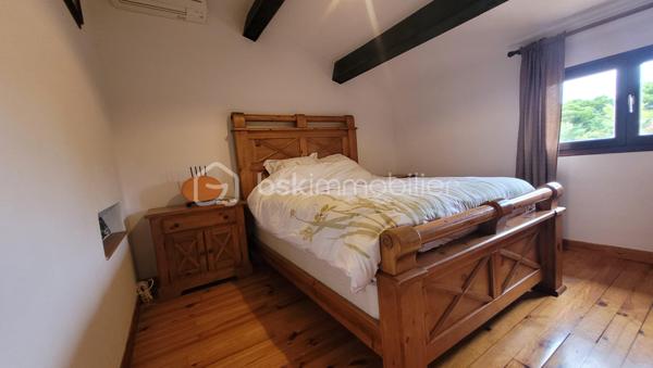 Maison traditionnelle de 262 m²