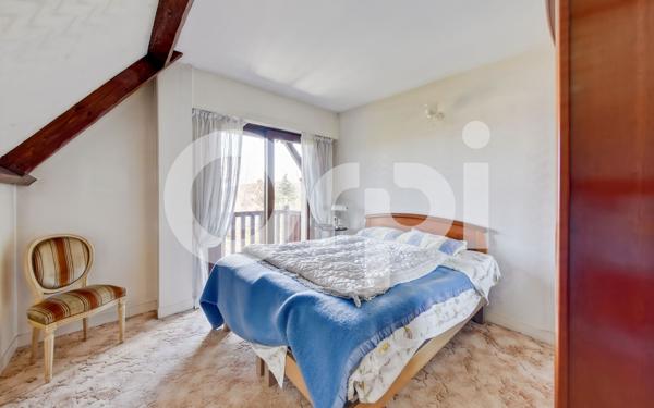 Maison à vendre    7 pièces •  Bougival