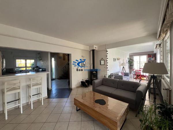 PERIGNY ROMPSAY MAISON 4 CHAMBRES JARDIN PISCINE GARAGE  Perigny