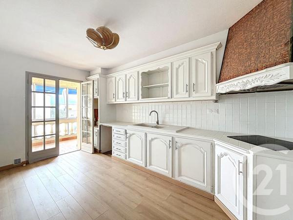 Maison à vendre  10 pièces - 210 m2 MAUGUIO CARNON - 34