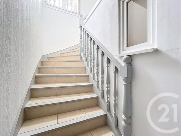 Maison à vendre  10 pièces - 210 m2 MAUGUIO CARNON - 34