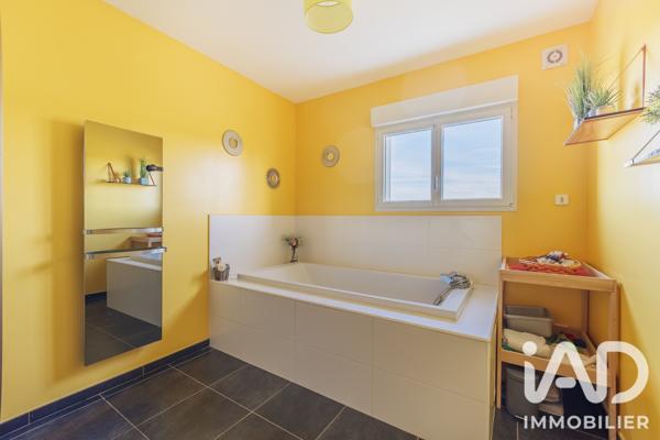 Maison à vendre 6 pièces 180 m² Saint-Martin-Boulogne