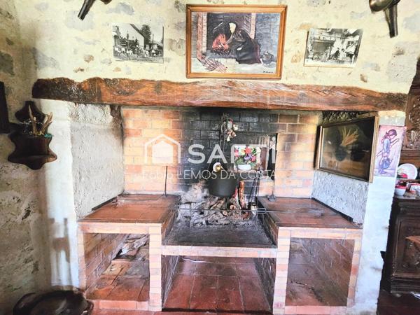 BÂTISSE PIERRE SUR PROPRIÉTÉ PRIVÉE DE 14 HECTARES