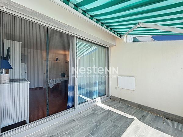 PORT CAMARGUE secteur Plage Sud joli Studio avec terrasse dans belle residence