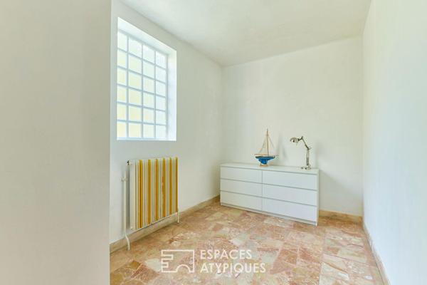 Maison ancienne aux volumes hors norme, à réinventer, au coeur du centre-ville