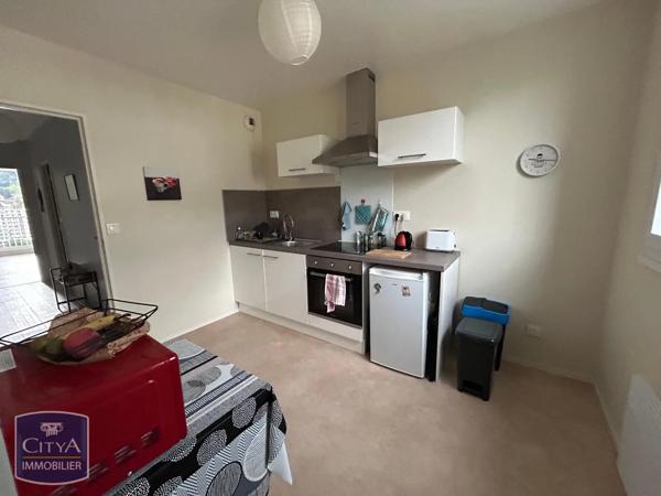 Appartement à louer 1 pièce 40.02m² Tulle (19000)
