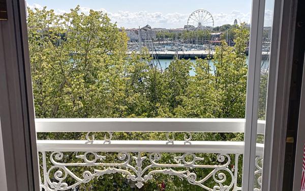 Appartement à vendre    2 pièces • 44,43 m2 La Rochelle