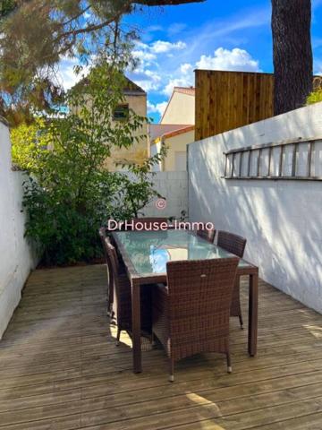 Immeuble à vendre 5 pièces de 380 m²