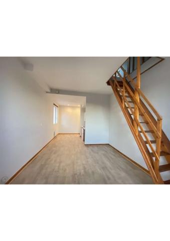 STUDIO A LOUER - VILLEURBANNE Croix-Luizet-Est 34.38 m 2 759 € charges comprises par mois