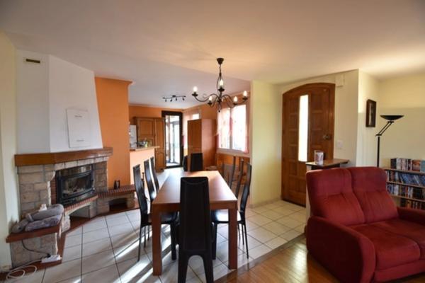 Maison à vendre 8 pièces SAINT VALLIER (71)
