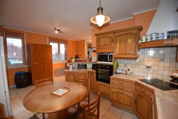 Maison à vendre 8 pièces SAINT VALLIER (71)