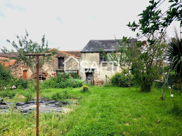 grande maison de village à rénover intégralement