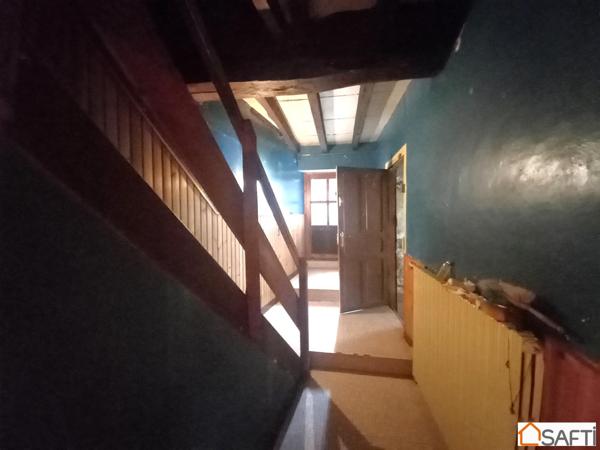 grande maison de village à rénover intégralement