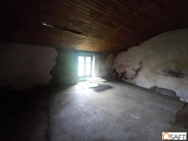 grande maison de village à rénover intégralement