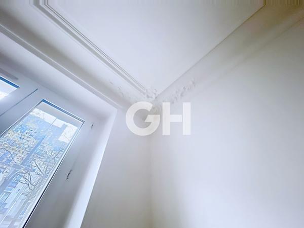 Charme de l'haussmannien rénové, 3 pièces ? boulevard Voltaire, proche Nation