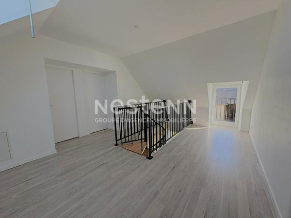 CHARMANTE LONGERE RENOVEE AVEC 4 CHAMBRES ET DEPENDANCES