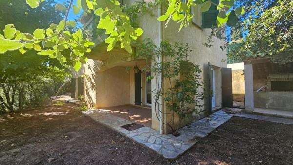 Maison à Taradeau 4 pièce(s) 120 m2